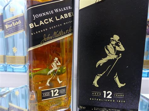 Johnnie Walker 12 years old - Black Label - Free Edition from China - 700ml - Catawiki