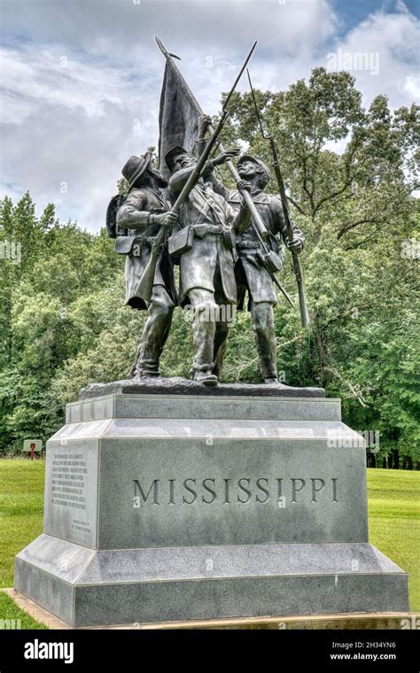 The Mississippi Monument at Rhea Field on the battlefield of Shiloh National Military Park in ...