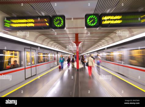 U bahn vienna hi-res stock photography and images - Alamy