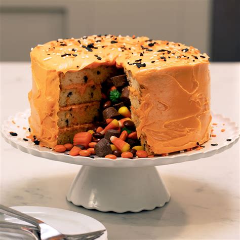 Funfetti® Halloween Four-Layer Boo Cake - Pillsbury Baking