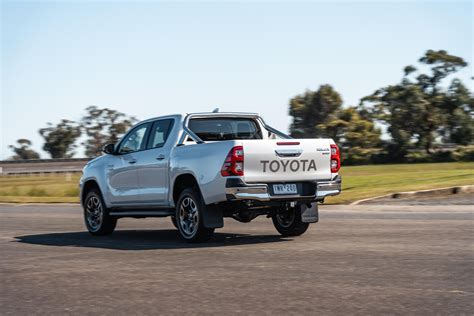 2023 Toyota HiLux SR5 review | CarExpert