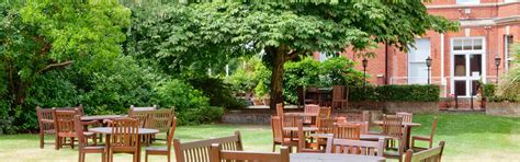 Holiday Inn Farnborough - Free Internet & More