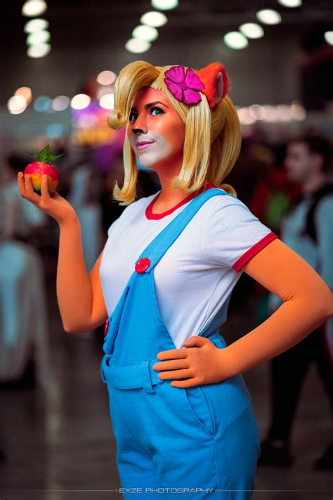 Coco Bandicoot Cosplay CB by Sioxanne on DeviantArt