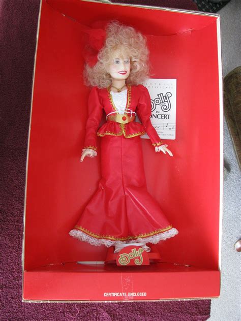 LIMITED EDITION DOLLY PARTON DOLL