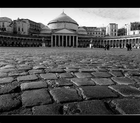 piazza del plebiscito | Napoli per Bambini