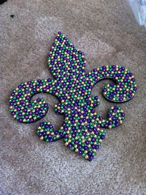 17 Cool Things to do with Your Mardi Gras Beads ... | Mardi gras beads ...