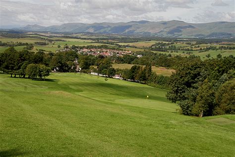 Saline Golf Course © Walter Baxter cc-by-sa/2.0 :: Geograph Britain and Ireland