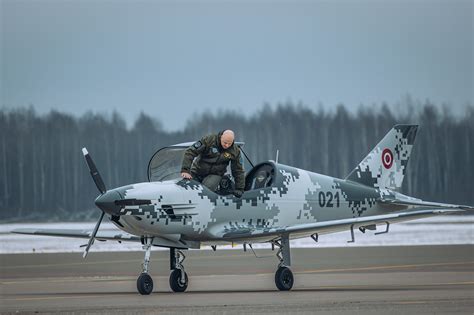 Tarragon basic trainers delivered to Latvian Air Force