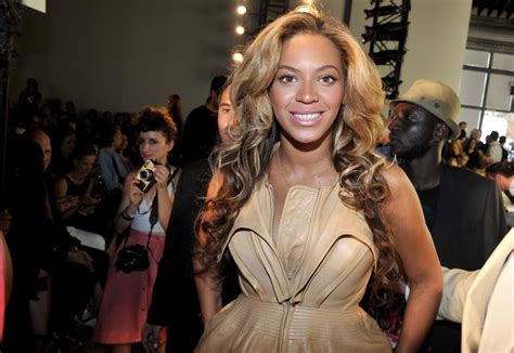 Hollywood All Stars: Beyonce Knowles Singer Profile, Images And Wallpapers