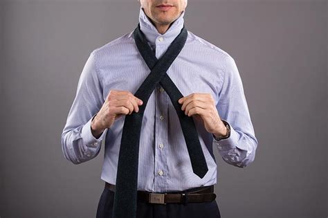 How To Tie A Four-In-Hand Knot - He Spoke Style