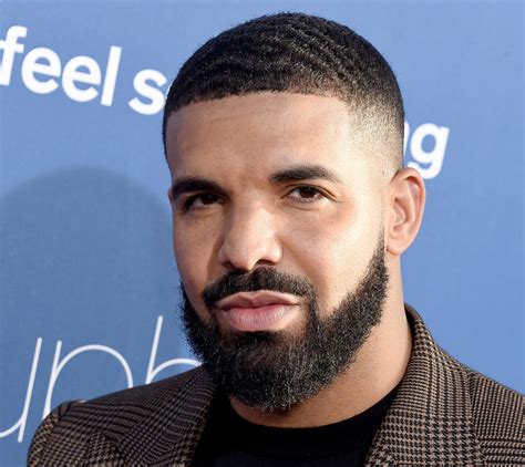 Drake Shares First Photos of His Son Adonis, and Fans Can't Hide Their ...