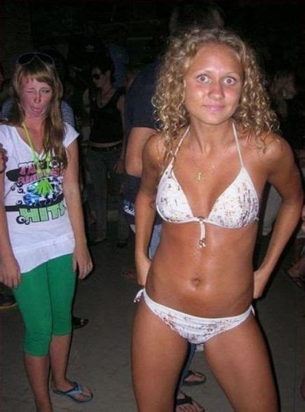 The Most Ridiculous Bikini Photos Ever (60 pics) - Izismile.com