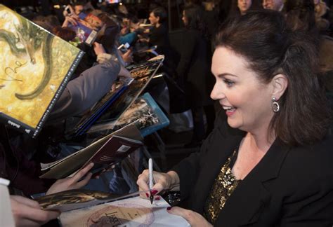 Fran Walsh signing at The Hobbit: The Battle of the Five Armies | Cultjer