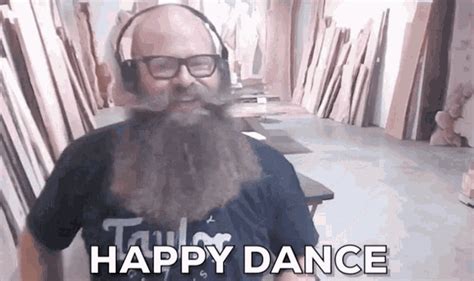 Happy Dance GIFs | GIFDB.com