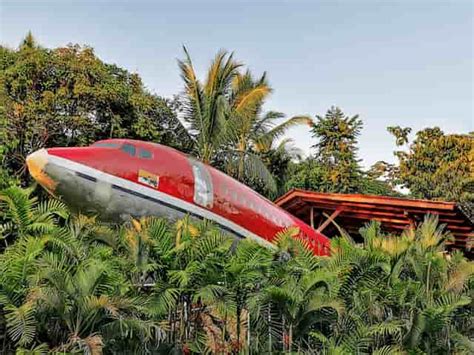 Unique Airplane Hotel in Costa Rica - Ecotourism World