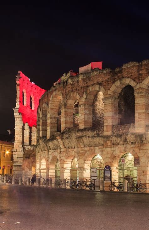 Roman Arena, Verona editorial stock image. Image of landmark - 91116904