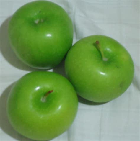 Granny Smith Apples image - Free stock photo - Public Domain photo ...