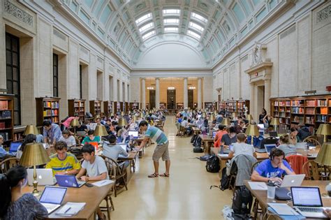 25 Best College Libraries in the USA | Best of 2023 (2022)