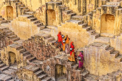 11 Best Step Wells with Amazing Architecture in India