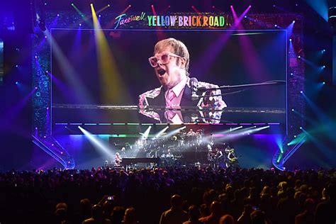 Elton John Kicks Off 'Farewell' Tour: Setlist, Photos, Videos