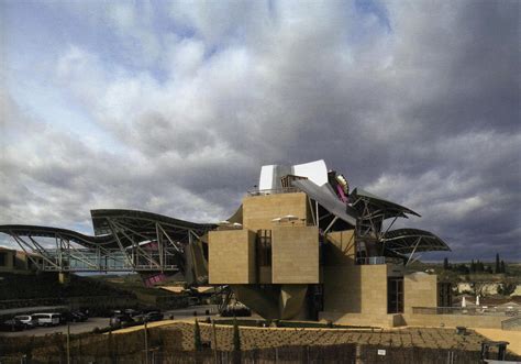 Marqués de Riscal Winery - Data, Photos & Plans - WikiArquitectura