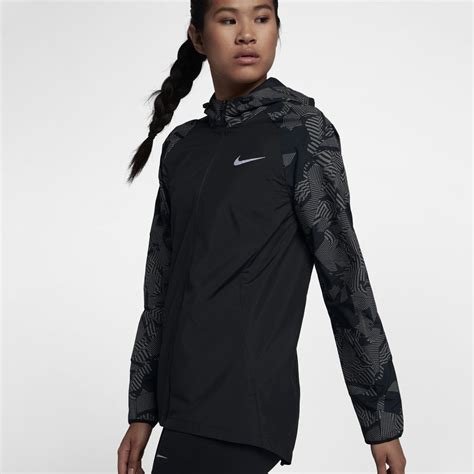 Nike Synthetic Essential Flash Women's Running Jacket in Black - Lyst