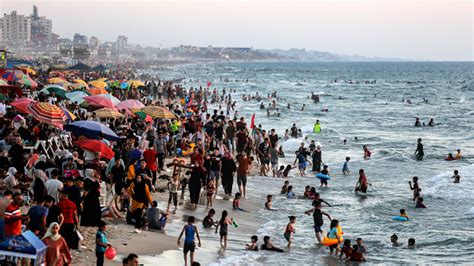 Gazans swim in clean sea for first time in years