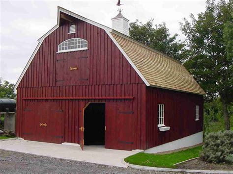 Gambrel Roof Pole Barn - Scandinavian House Design