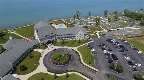 Lodge At Geneva On The Lake - Genevaohio.com