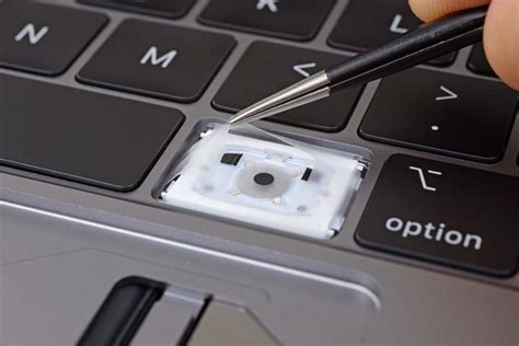 The New MacBook Pro Keyboard is a Throwback in the Best Way - iFixit