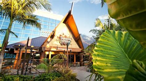 Tangaroa Terrace Tropical Bar and Grill Reopens to Guests at the Disneyland Hotel