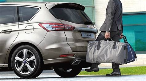 Ford S-MAX dimensions, boot space and similars