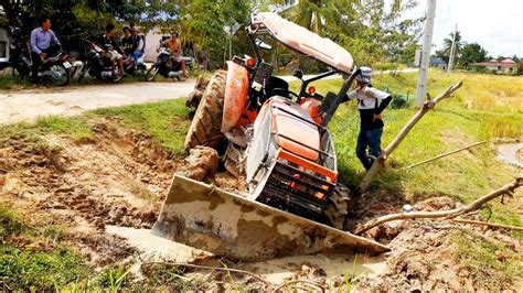 Excellent Skills Operator Tractor Stuck In Mud Pulling Out by KUBOTA ...