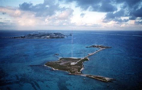 Kure Atoll, Hawaii - Tourist Destinations | Island pictures, Sand island, Artificial island