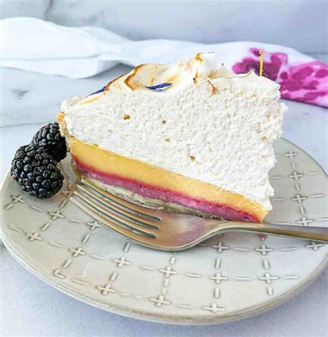 Blackberry Lemon Meringue Pie - Live to Sweet