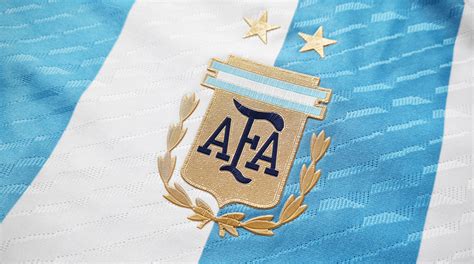 La historia del escudo de la selección Argentina y su evolución