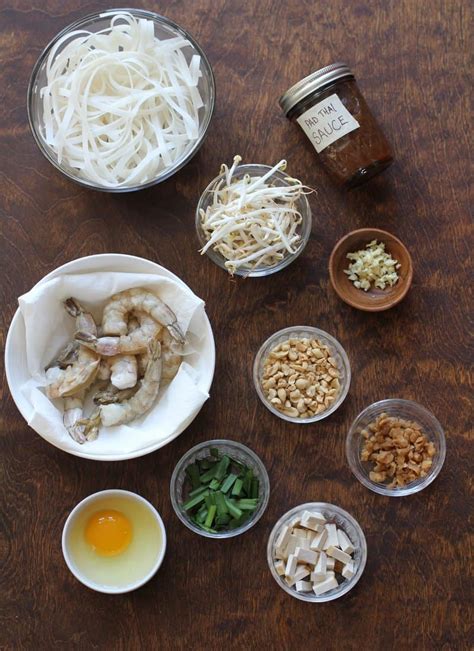 How to Make Authentic Pad Thai | Inquiring Chef