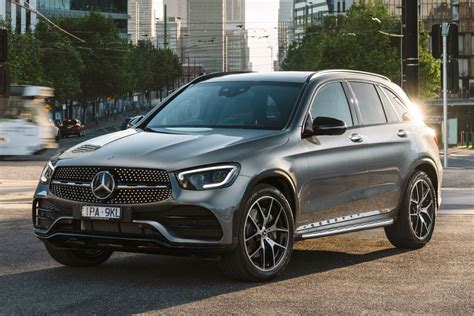 Mercedes-Benz GLC 300 2019 Review