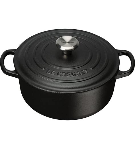 LE CREUSET Signature cast iron casserole dish 20cm | Cast iron, Le creuset cookware, Cast iron ...