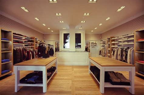 Scotia clothes store - Interior design Umberto Menasci | My Projects ...