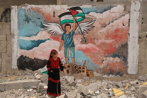 Art exhibition held in Gaza to reflect children's woes in Gaza-Israeli tensions-Xinhua