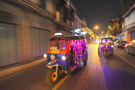 Bangkok Tuk Tuk Tour: See Bangkok by Night with Expqiue