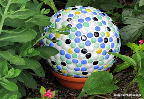 5 DIY Garden Bowling Ball Designs - Garden Lovers Club