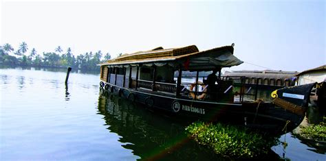 1 Bedroom Houseboat Alleppey - Alleppey Houseboat Club