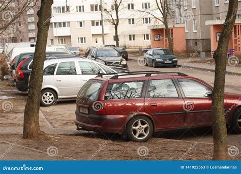 Parking violation editorial stock photo. Image of lawn - 141922563