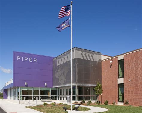 Gallery of Piper High School, Kansas | GKD Metal Fabrics | Media - 1