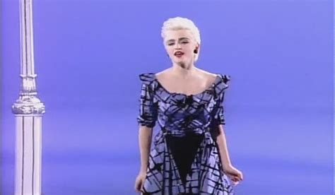 Madonna - True Blue (1986) | İzlesene.com