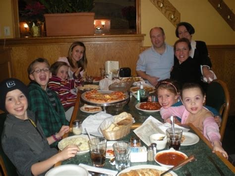 Pagliacci's Restaurant in Plainville, Connecticut - Kid-friendly Restaurants | Trekaroo