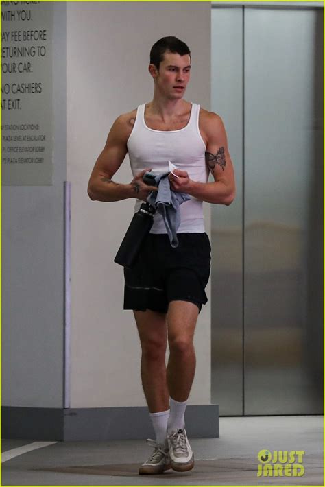 Shawn Mendes Jumpstarts the Week with a Workout | Photo 1367519 - Photo Gallery | Just Jared Jr.