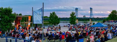 Selkirk Waterfront | Travel Manitoba